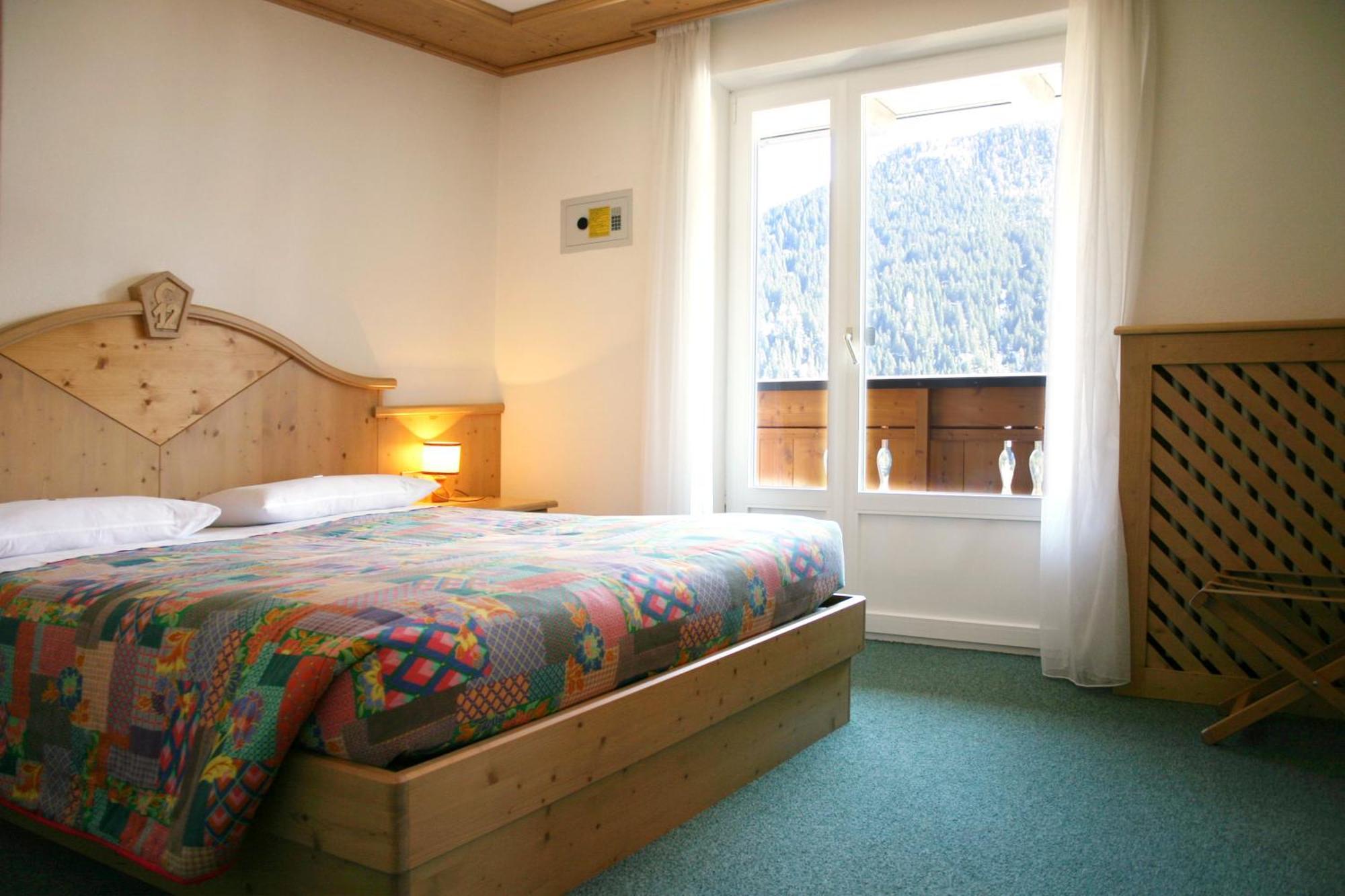 Hotel Cima Dodici Vigo di Fassa Dış mekan fotoğraf